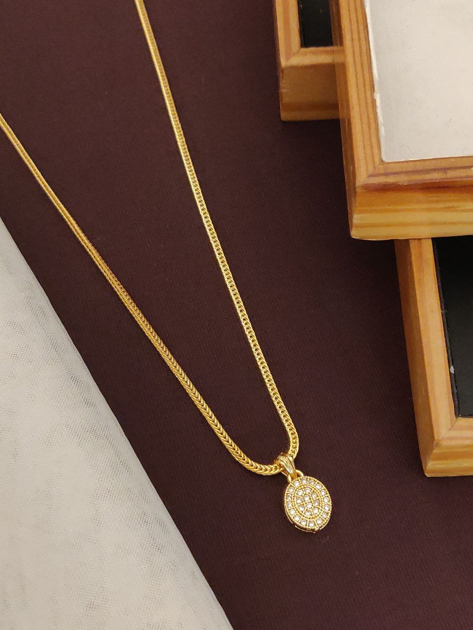 Raashi Pendant Chain - Wortica