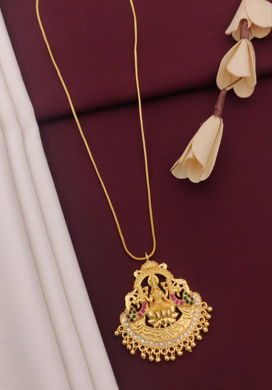 Madhuri Jewellery Set - Wortica