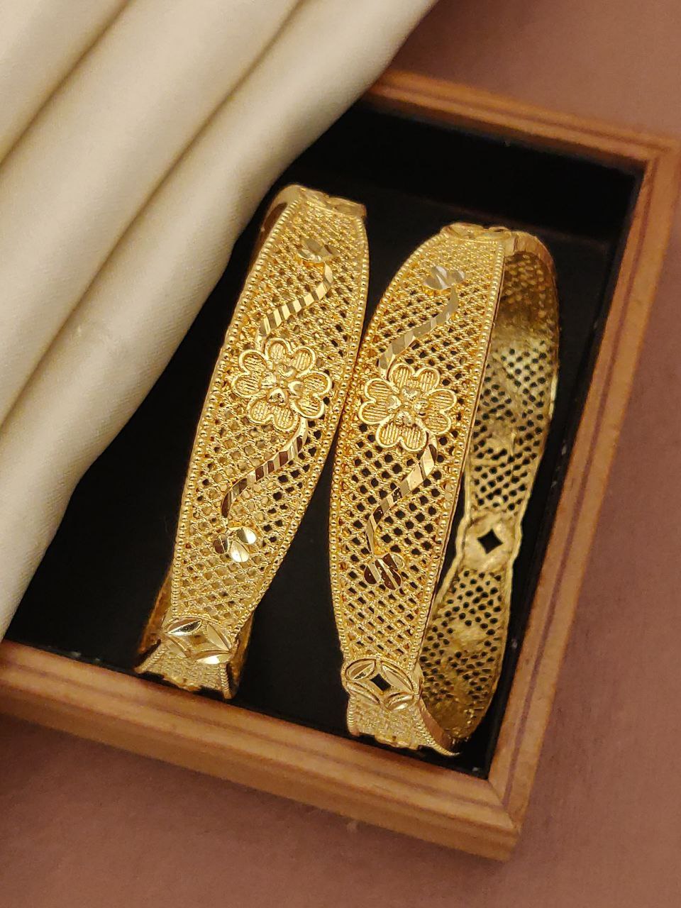Aishwarya Gold Arabic Patla - Wortica