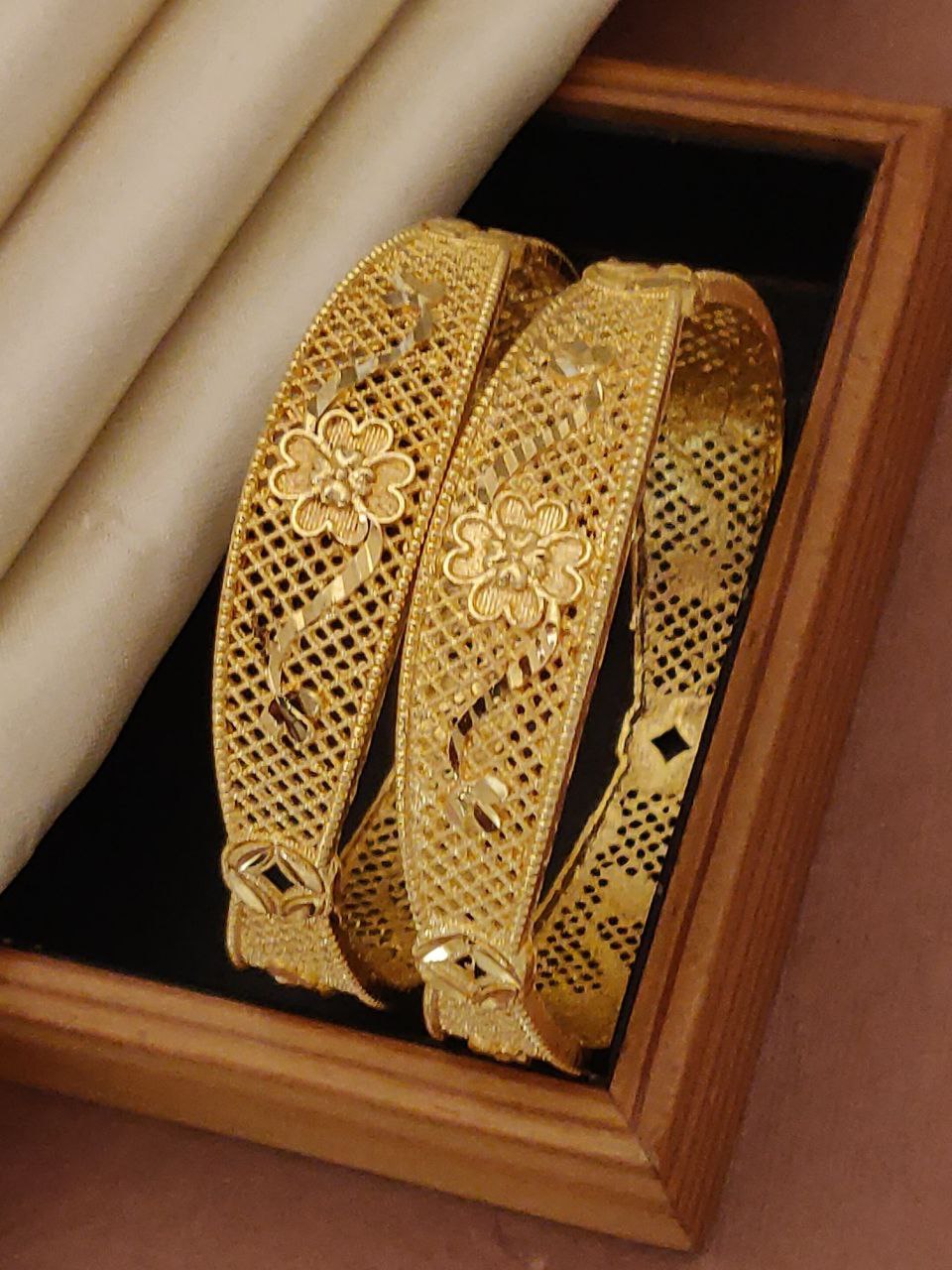 Aishwarya Gold Arabic Patla - Wortica