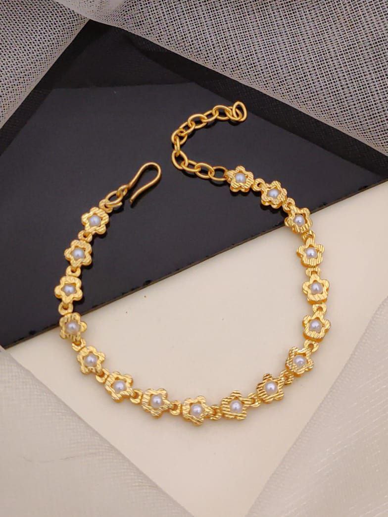 Nushrratt Bharuccha bracelet - Wortica