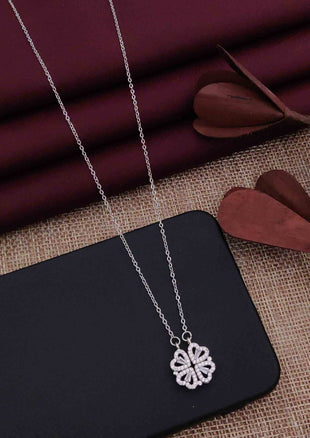 Priyanka Chopra Silver Pendal Chain - Wortica
