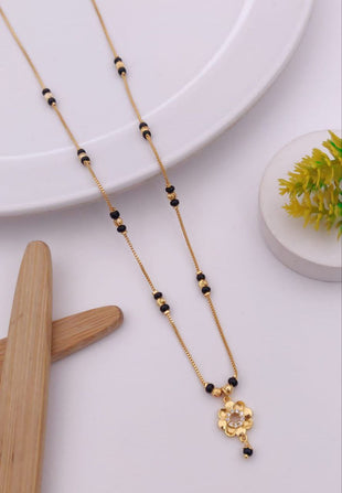 Neha Pendant Chain - Wortica