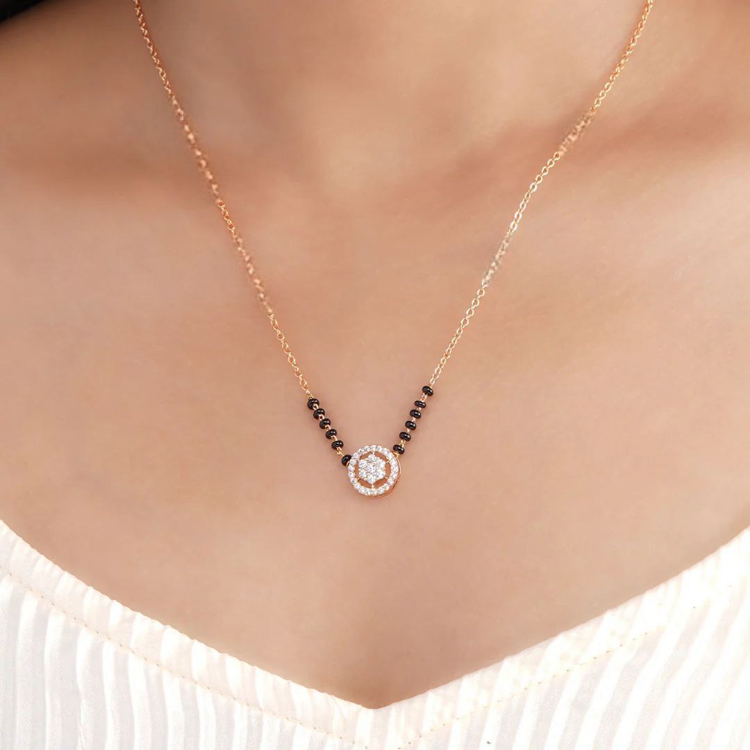 Gayathrie Shankar Mangalsutra - Wortica